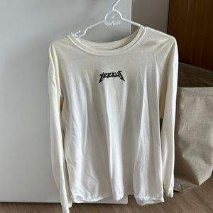 YEEZUS CONCERT TSHIRT SIZE LARGE MENS